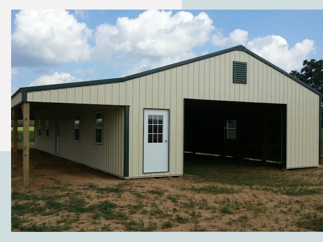 Строительство конюшен в Кимовске